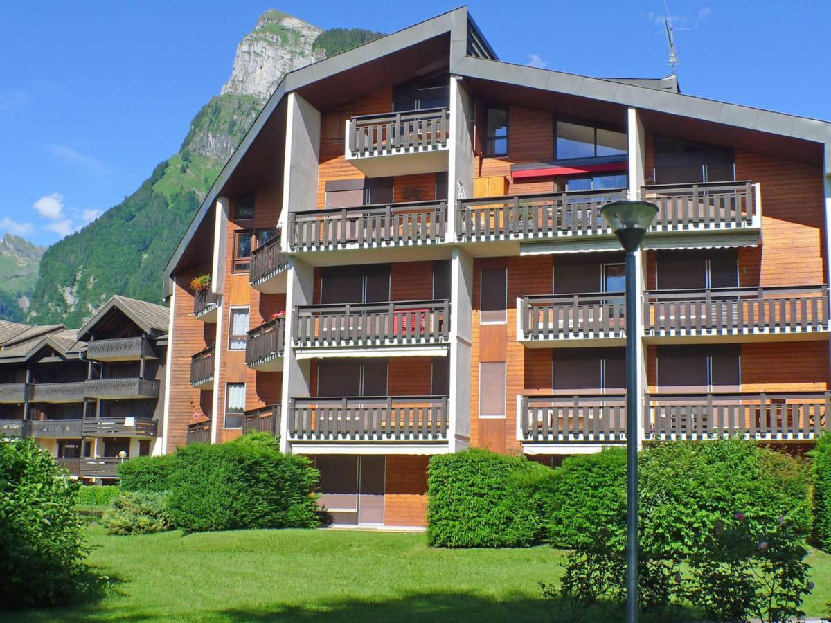 Appartement Lumineux Avec Mezzanine, Balcon Et Garage, Au Coeur De Samoens - Fr-1-629-53 Eksteriør bilde